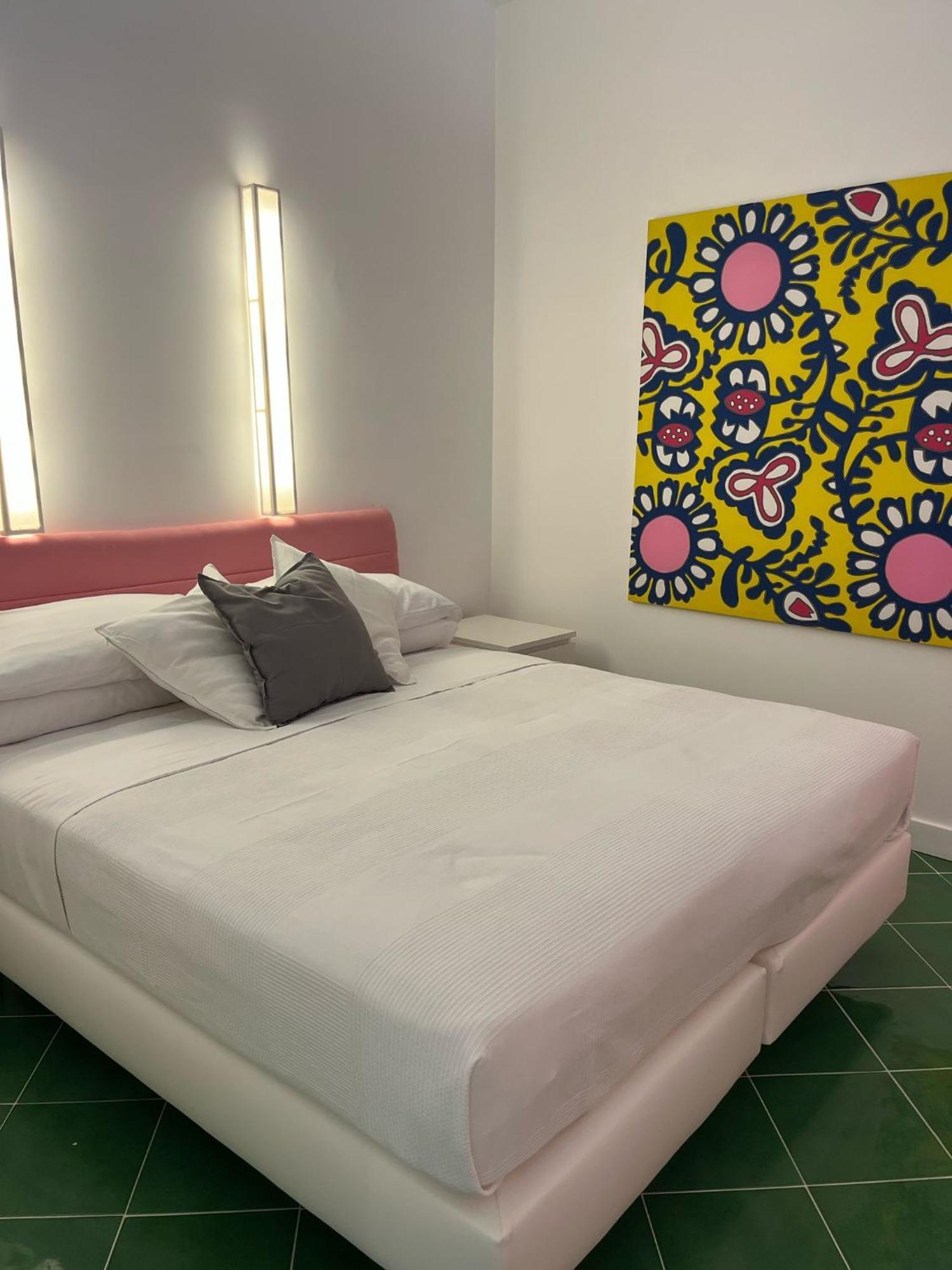 Sorrento Garden Hotel Bagian luar foto