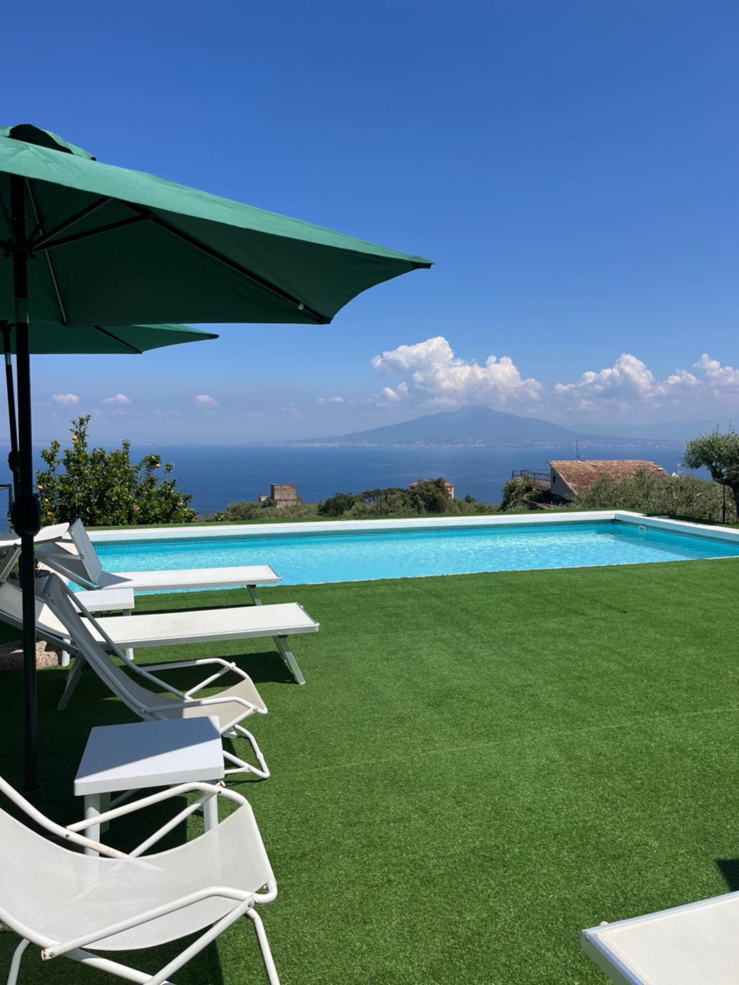 Sorrento Garden Hotel Bagian luar foto